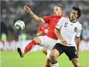 Bóng đá anh, ngoại hạng anh, lịch thi đấu euro 2012, Niềm vui không trọn vẹn: Hàng thủ lại thủng